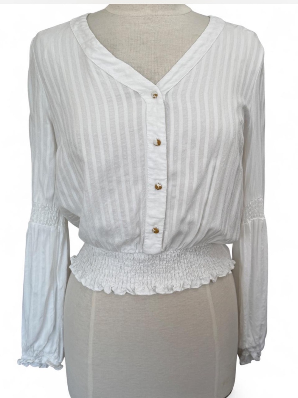 Hem & Thread White Smocked Button-Front Blouse Size M